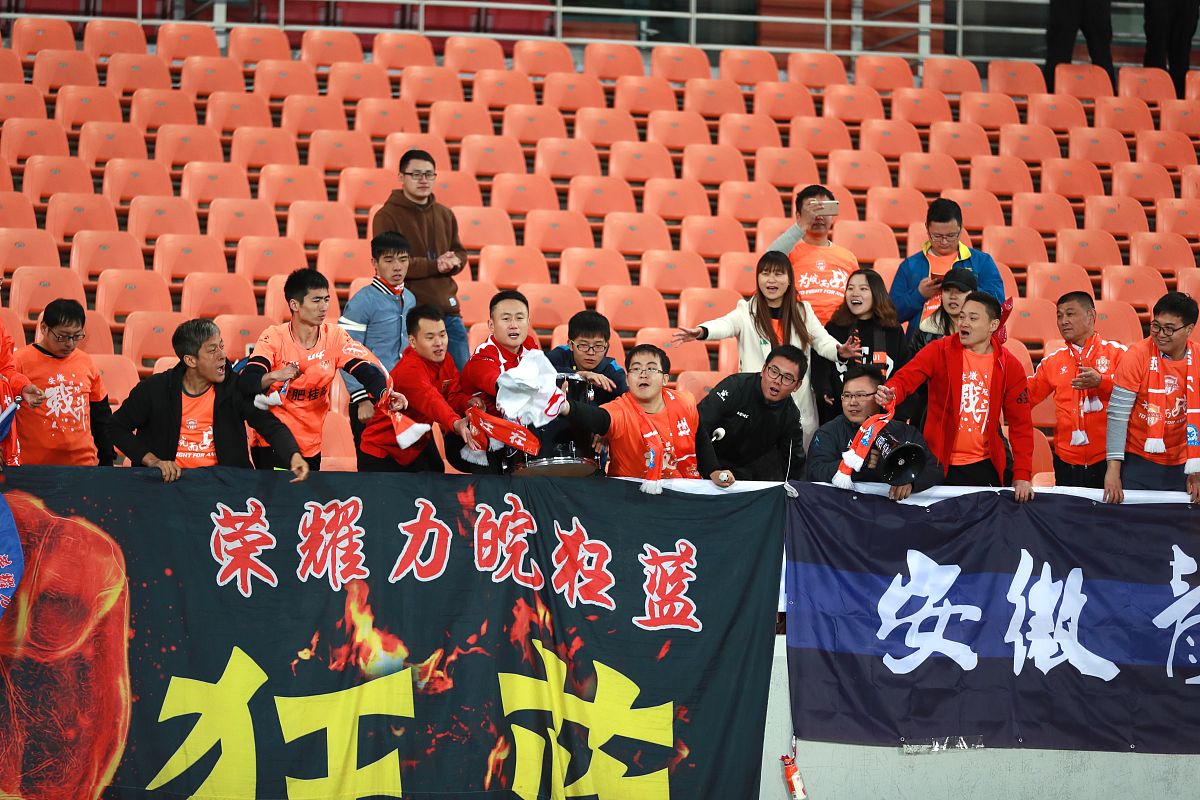 PG Soft Gaming-热血对抗，球员们奋力拼搏，向着胜利冲刺的简单介绍