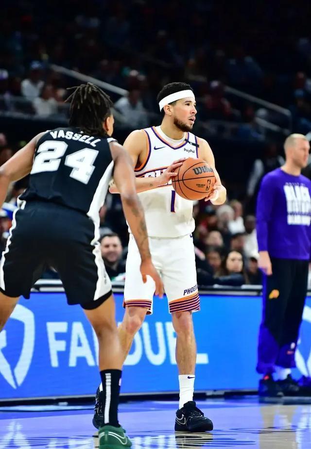 PG在线网站-掘金队主场击败快船，气势如虹