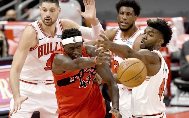 PG电子试玩官网-骑士腰斩猛龙,拉文两双闯关