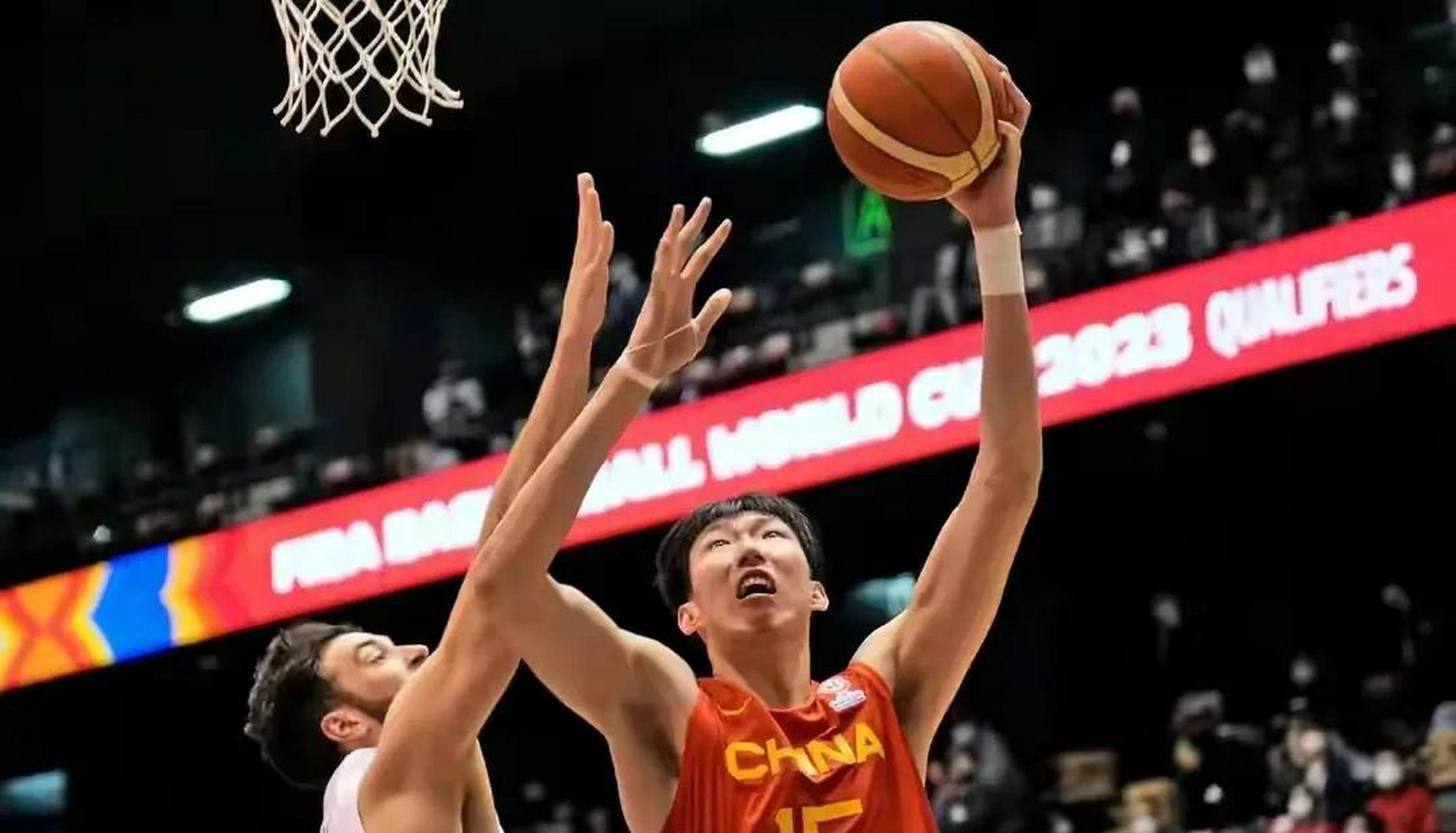 PG电子官网入口-湖人碾压江苏队，周琦扛起全队